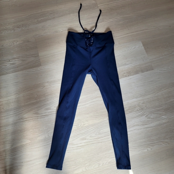 Year of Ours Ribbed Lace Up Football Leggings in Navy size Medium - Picture 12 of 17